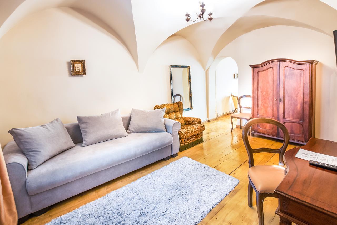 Casa Antiqua Hotel Brasov Exterior photo